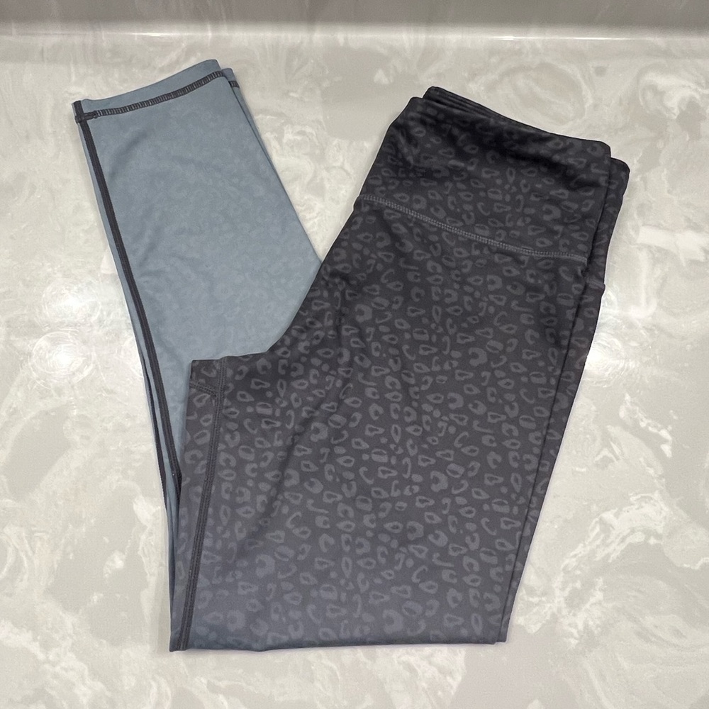 ZYIA Leggings, like new (Size 8/10)